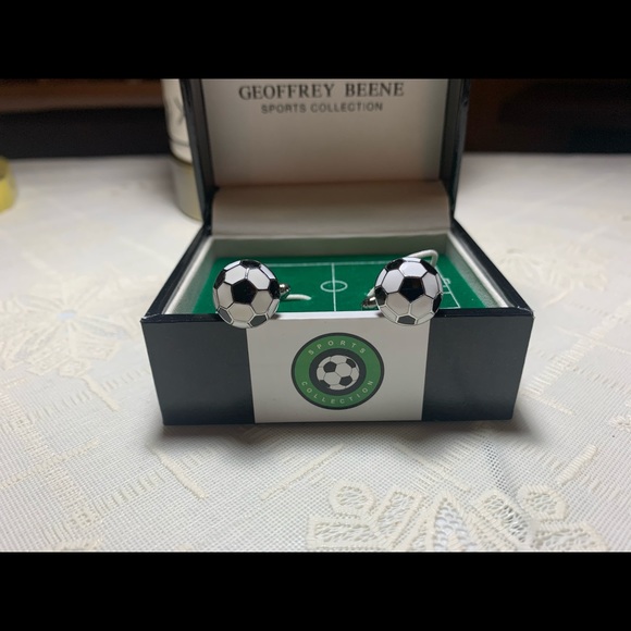 ❌TRADED❌ Geoffrey Beene Sports Collection Cufflinks - Picture 7 of 7